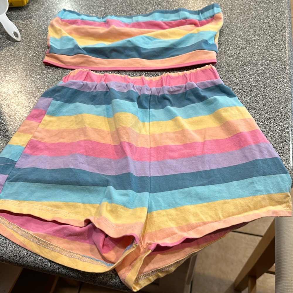 SHEIN woman’s shorts and tube top set, multi color, size XS